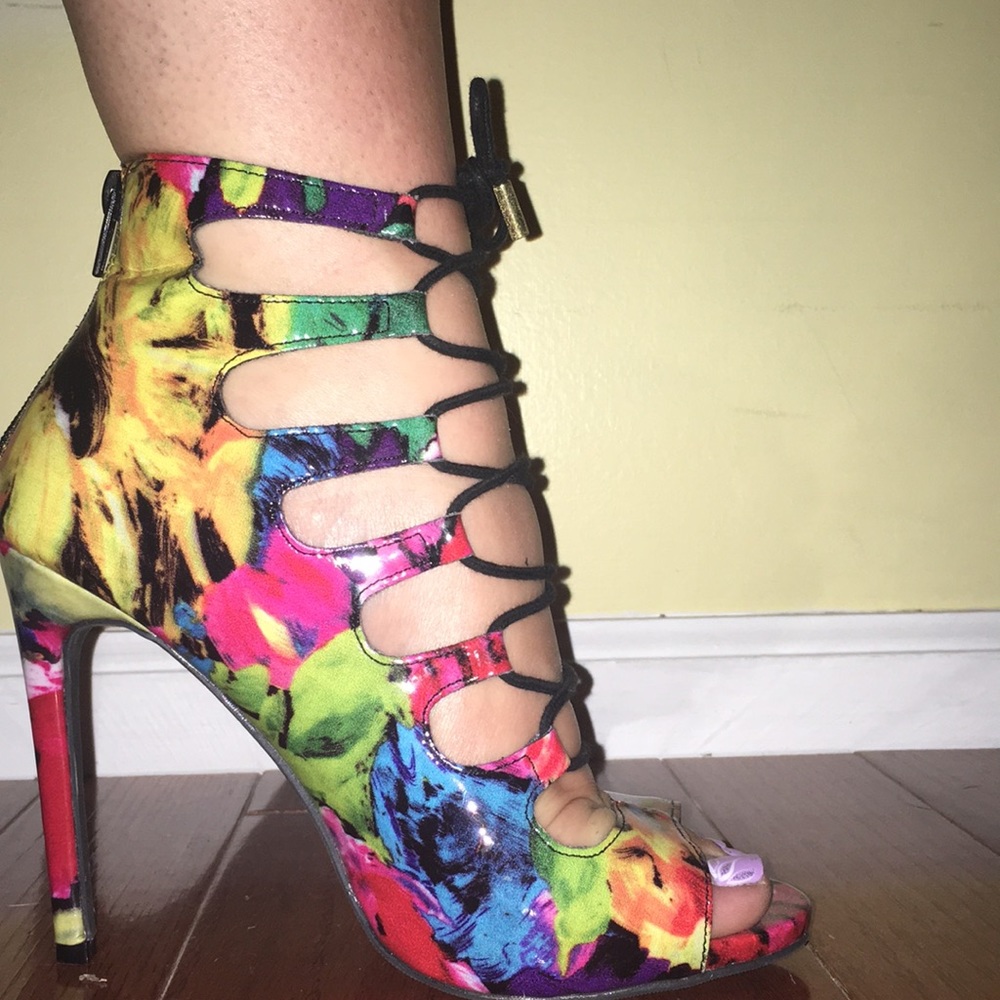 Multicolored stiletto